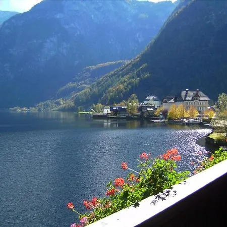 148 With Panoramic View Of Lake Apartment Hallstatt